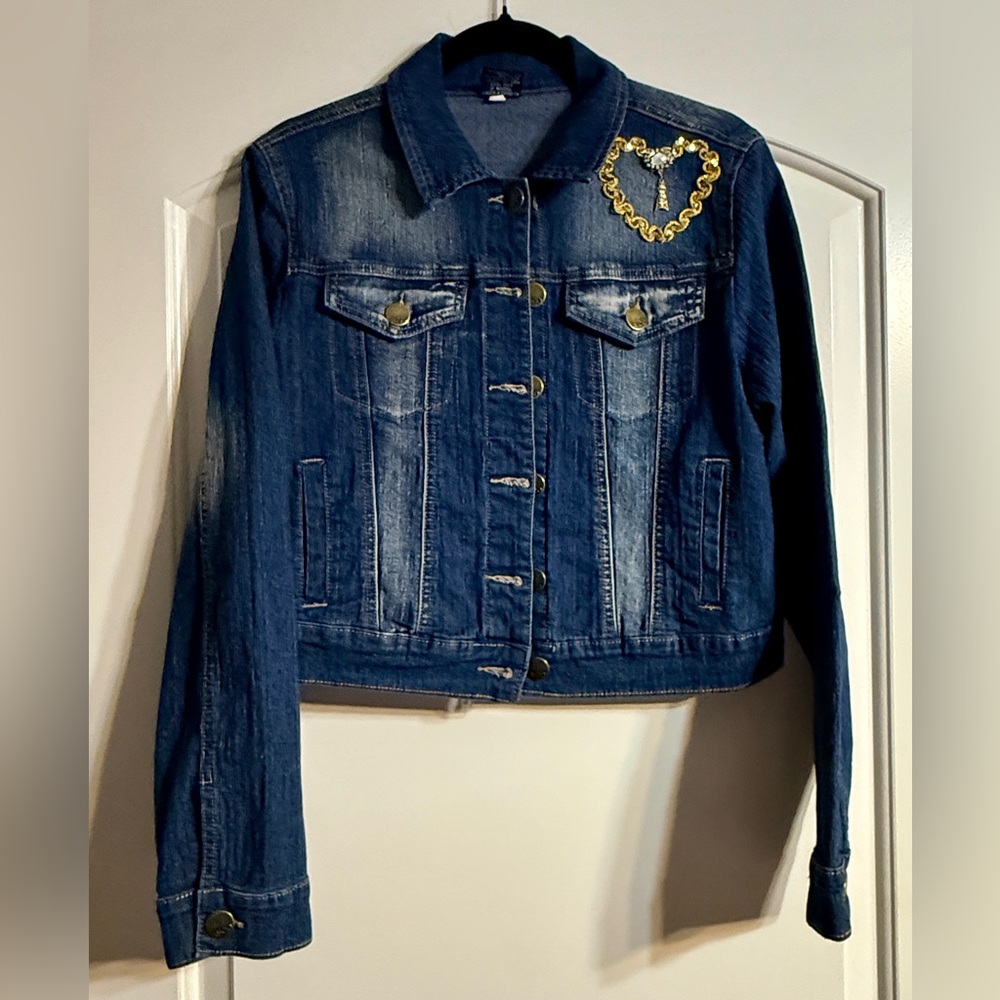 Stylish Blue Denim Jacket‎ with Embellishments